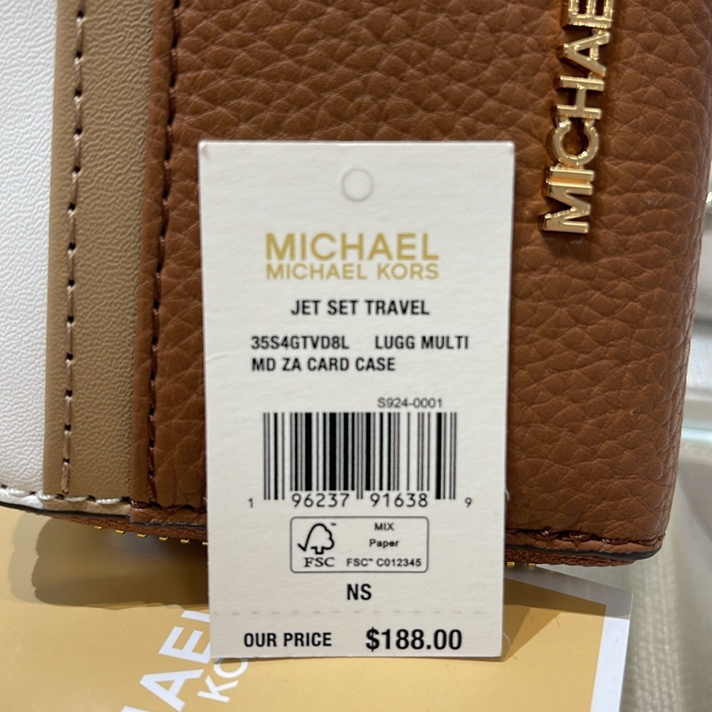 Michael Kors Jet Set Travel Md Zip Around Color-Block Wallet Card Case
Luggage - Picture 10 of 16